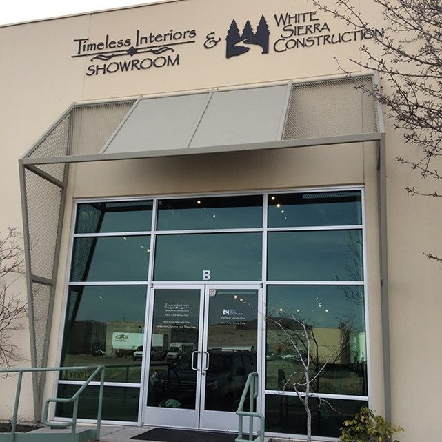 Hunter Douglas Dealer Image